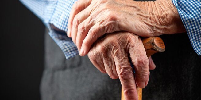 Todo anciano y anciana mayor de 80 años recibirá una pensión, anunció presidente Petro