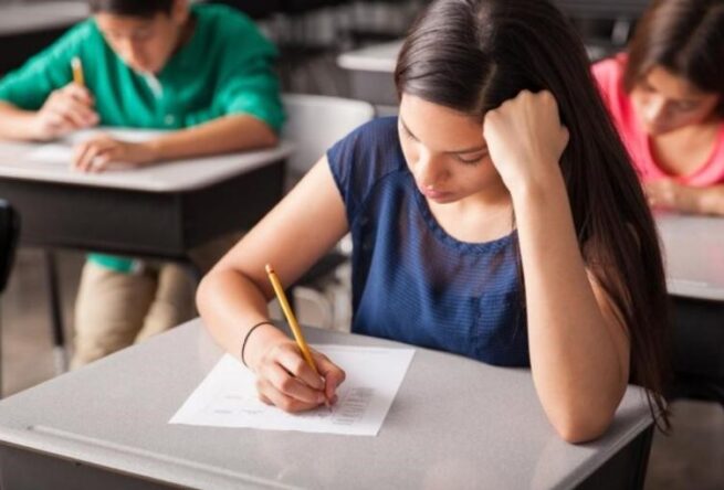122 mil personas participan este domingo en las primeras pruebas de Estado del Icfes de 2024