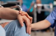 Esclerosis múltiple, enfermedad que afecta más a las mujeres que a los hombres