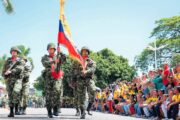 A disfrutar en familia el desfile militar del 20 de julio en Valledupar