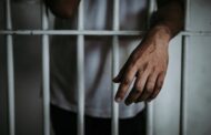 Cárcel para hombre que habría tirado a su esposa desde el piso 17 de un apartamento