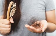 ¿Notas tu pelo más frágil que de costumbre? Te contamos cuáles pueden ser los motivos
