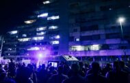 Dos muertos y una docena de heridos en Italia tras desplomarse una pasarela en bloque de viviendas