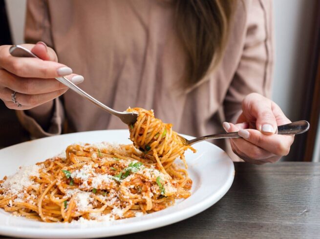 ¿La pasta o el arroz nos hacen subir de peso más rápido?