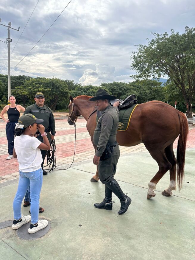 La Policía Metropolitana de Valledupar, celebró jornada de convivencia con tres niños de la ciudad