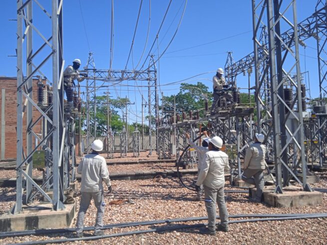 Presidente Petro propuso a Acolgen definir dos grupos de tarifas de energía