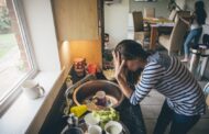 La carga familiar ‘invisible’ perjudica la salud de las mujeres