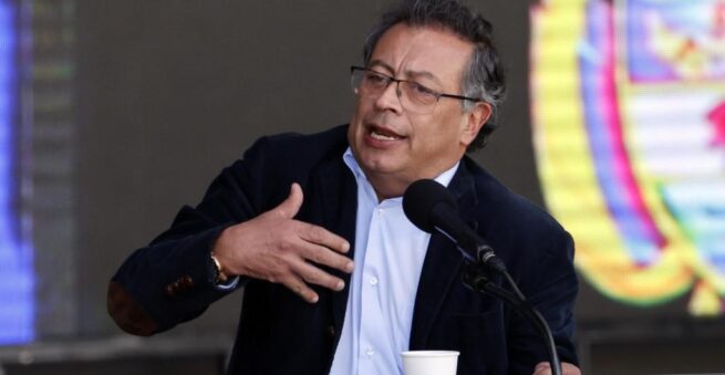 CNE formuló cargos contra Petro y su gerente de campaña por presunta violación de topes