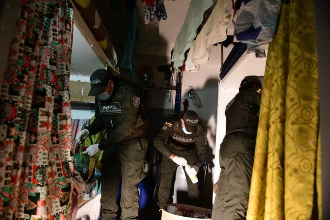 Capturan a seis guardias del Inpec durante megaoperativo en cárceles del país
