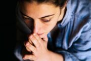 La soledad afecta el sueño de la generación Z
