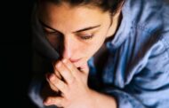 La soledad afecta el sueño de la generación Z