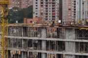 Lanzamientos de nuevos proyectos e inicios de obra cayeron en 2024, según Camacol