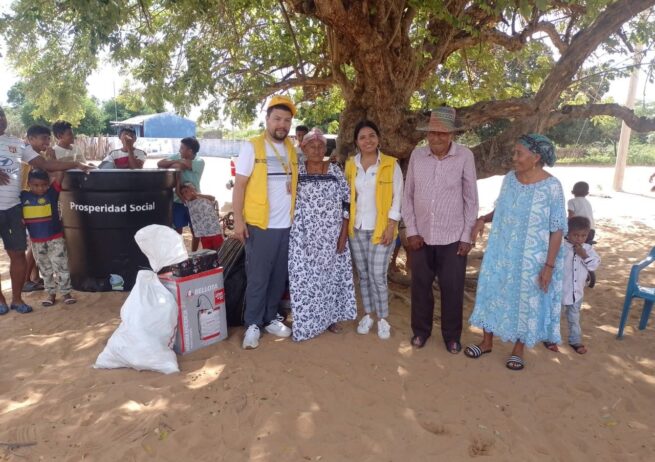 Prosperidad Social entregó insumos y canastas alimentarias a comunidades indígenas en La Guajira
