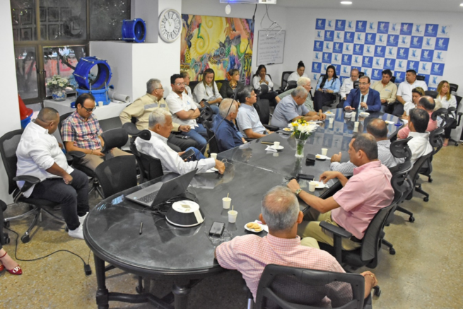 Agente Especial y exgerentes de Emdupar sostuvieron un encuentro de experiencia
