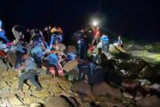 Al menos 12 muertos al caer pequeño avión al mar en isla caribeña de Honduras