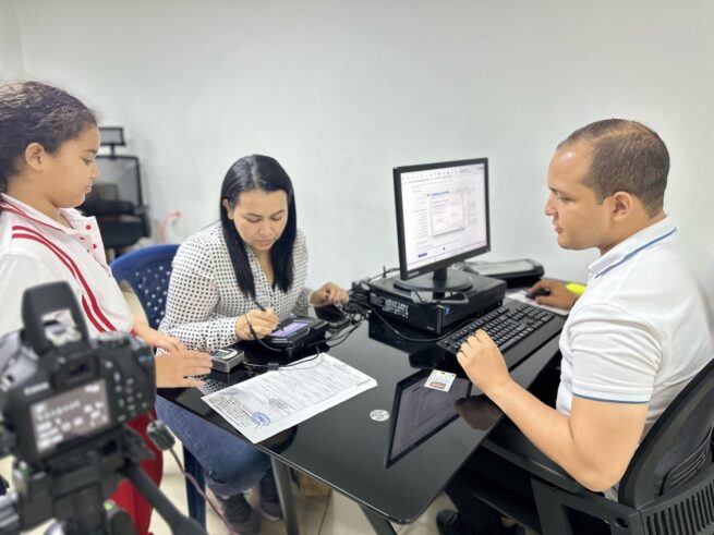 Se desarrolla en La Loma (El Paso), jornada especial de pasaportes