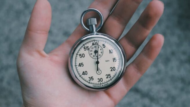 Lo que tus tiempos de reacción revelan sobre tu salud (y cómo puedes medirlos con este simple test casero)