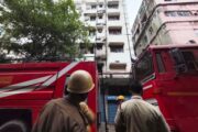 Un incendio arrasa un hotel en Calcuta y causa al menos 14 muertos