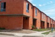 Gobierno otorga más de 1.900 subsidios a hogares en condición de pobreza para adquirir vivienda
