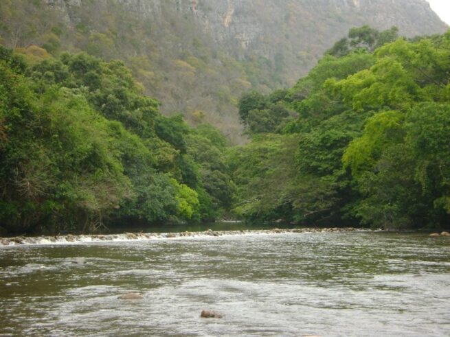 Continúa el proceso de acotamiento de las principales rondas hídricas en la cuenca del río Ranchería