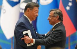 Colombia firmó con China un plan de cooperación para adherirse a Nuevas Rutas de la Seda