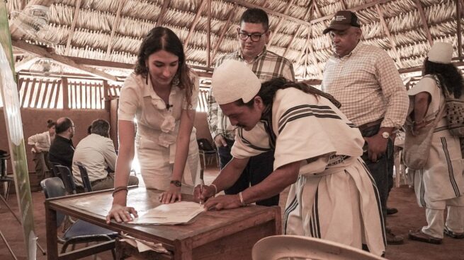 Gobierno avanza en regulación de predios destinados a proyecto energético con el pueblo arhuaco