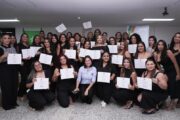 En Valledupar, 42 artistas del maquillaje recibieron certificación por Competencias Laborales del Sena