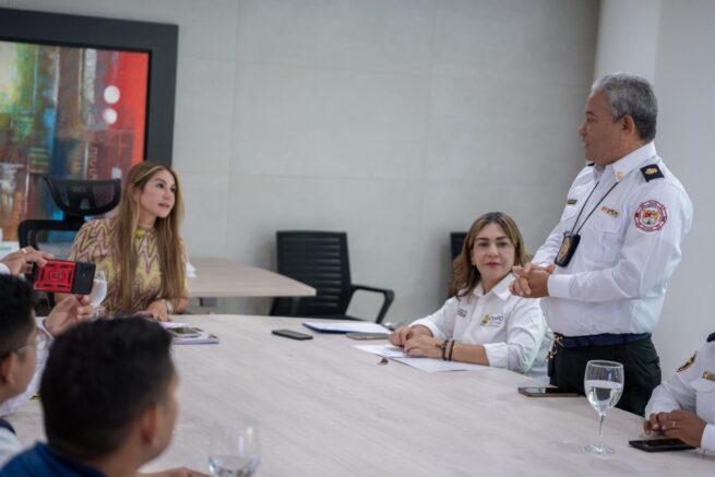Gobierno del Cesar se compromete a fortalecer los cuerpos de bomberos del departamento