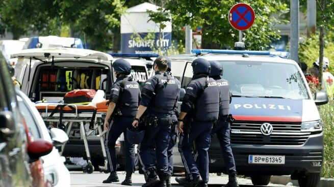 Al menos 9 muertos en un tiroteo en una escuela en la ciudad austriaca de Graz