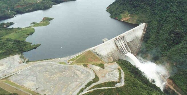 Fuerte llamado de MinEnergía a las hidroeléctricas por cobros exagerados a los usuarios