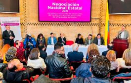 Más de 1,2 millones de empleados estatales se benefician con acuerdo entre Gobierno y organizaciones sindicales