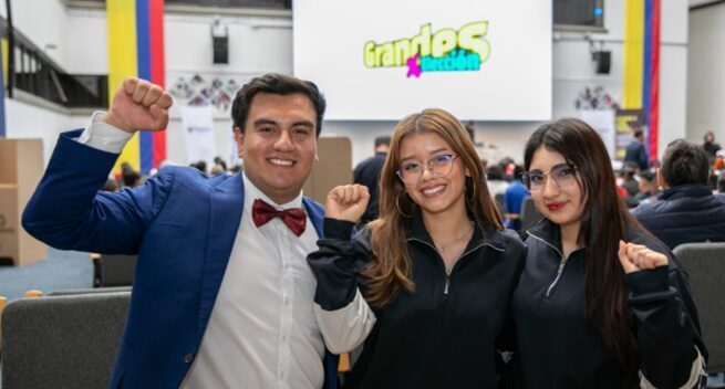 Más de 161.000 jóvenes se postularon a la convocatoria pública de empleos para apoyar las elecciones de los Consejos de Juventud