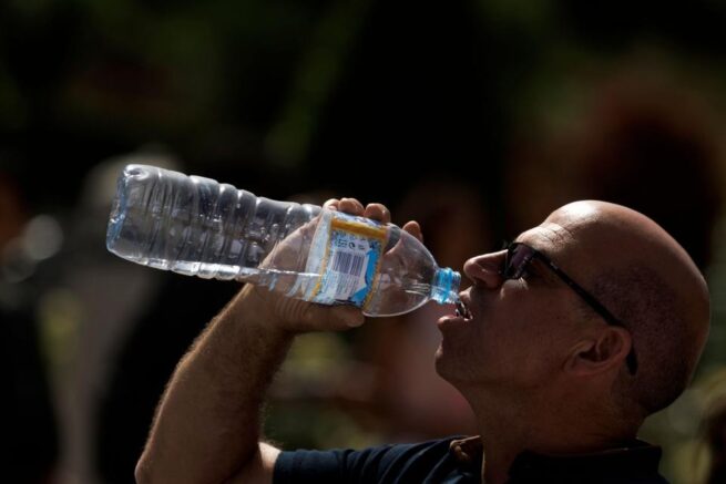 Las muertes por calor se disparan en España: julio deja 1.060 fallecidos, un 57 % más que en 2024