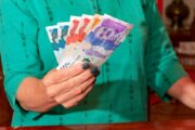 Más de 920.000 personas inscritas para recibir renta básica solidaria