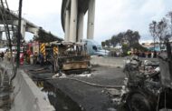 Sube a 19 el número de muertos por la explosión de un camión de gas en México
