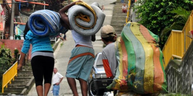 Más de 159.000 personas afectadas por desplazamiento forzado y confinamiento en los primeros 8 meses de 2025