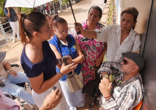 Secretaría de Salud del Cesar hace presencia en Sanitas en Valledupar ante bloqueo por usuarios