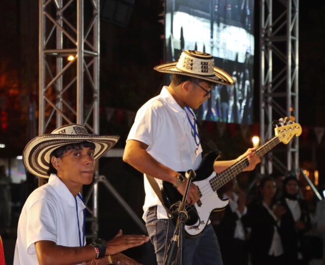 En Kirsehir, Turquía, ocho jóvenes de las Escuelas Culturales de Valledupar hicieron sonar el vallenato a lo grande