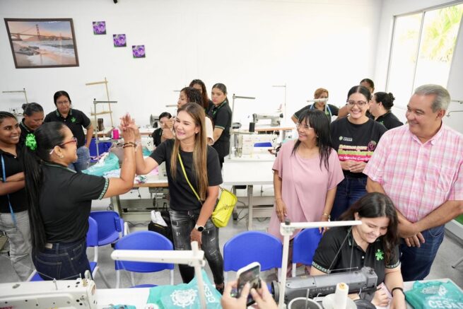 450 aprendices del Sena Cesar fortalecen sus ideas productivas con la entrega de 21 máquinas