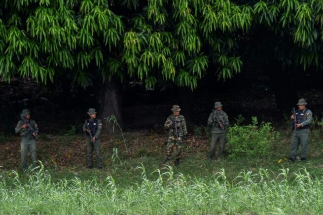 Venezuela refuerza la presencia militar en sus fronteras ante creciente presión de EE. UU.