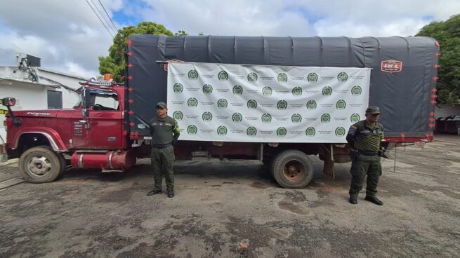 Incautados 1.500 galones de gasolina ilegal en el sur del Cesar