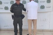 Capturado por falsedad material en documento público y fraude procesal
