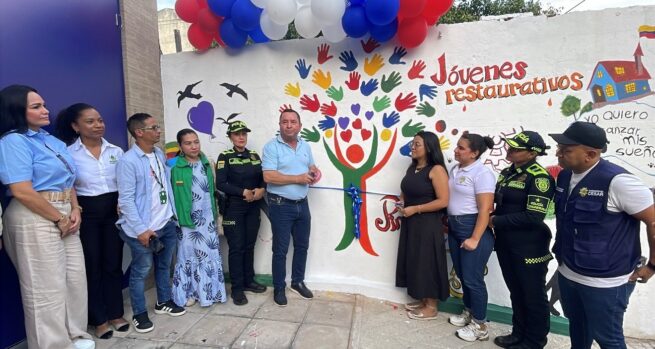 Adolescentes del SRPA transforman sus territorios a través de «Pinceladas de Paz» en Valledupar