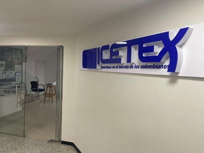 Icetex condonará el 100 % de intereses vencidos y moratorios a beneficiarios