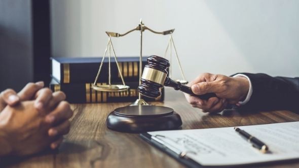 Contraloría advierte riesgos fiscales por no pago del reajuste a la bonificación de los empleados judiciales del país