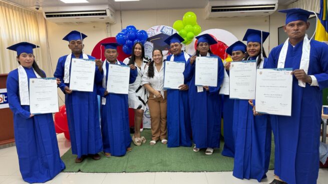 Estrategia Maestro Itinerante permite la graduación de 33 bachilleres en Cesar y La Guajira
