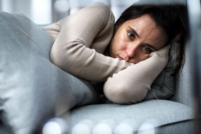 Qué dice la psicología sobre las personas que nunca se sienten suficientes