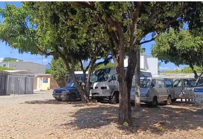 Secretaría de Tránsito de Valledupar ordena retiro  de vehículos abandonados en Villa Miriam
