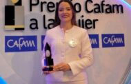 La gestora cultural, Julieth Peraza recibe reconocimiento como Mujer Cafam Cesar