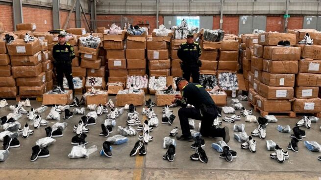 Intensificarán lucha contra las redes de contrabando en Colombia